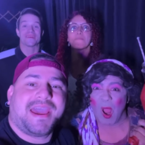 Los Monólogos de Colores llegan al Teatro Baralt con humor para adultos
