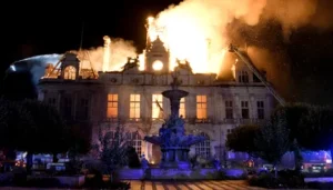 Incendio en el ayuntamiento de Limoges: autoridades francesas lo califican de ataque incendiario …